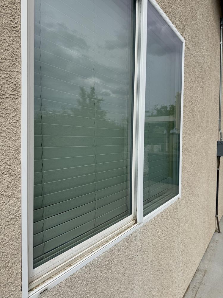 Window Cleaning job in Adelanto, California