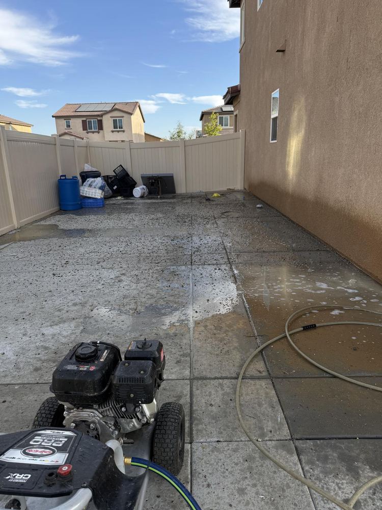 Pigeon Proofing job in Apple Valley, California
