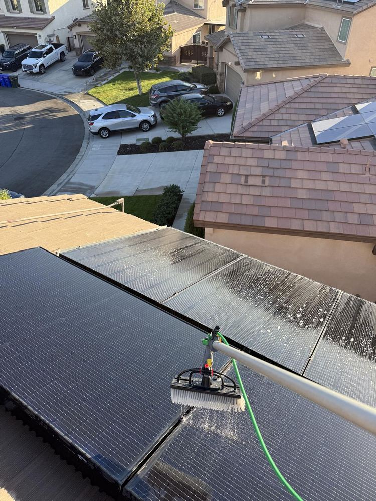 Solar Panel Cleaning job in Hesperia, California