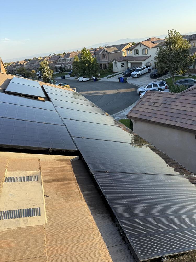 Solar Panel Cleaning job in Hesperia, California