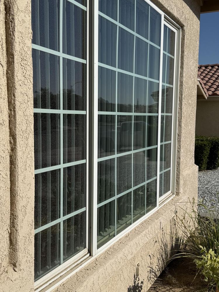 Window Cleaning job in Hesperia, California