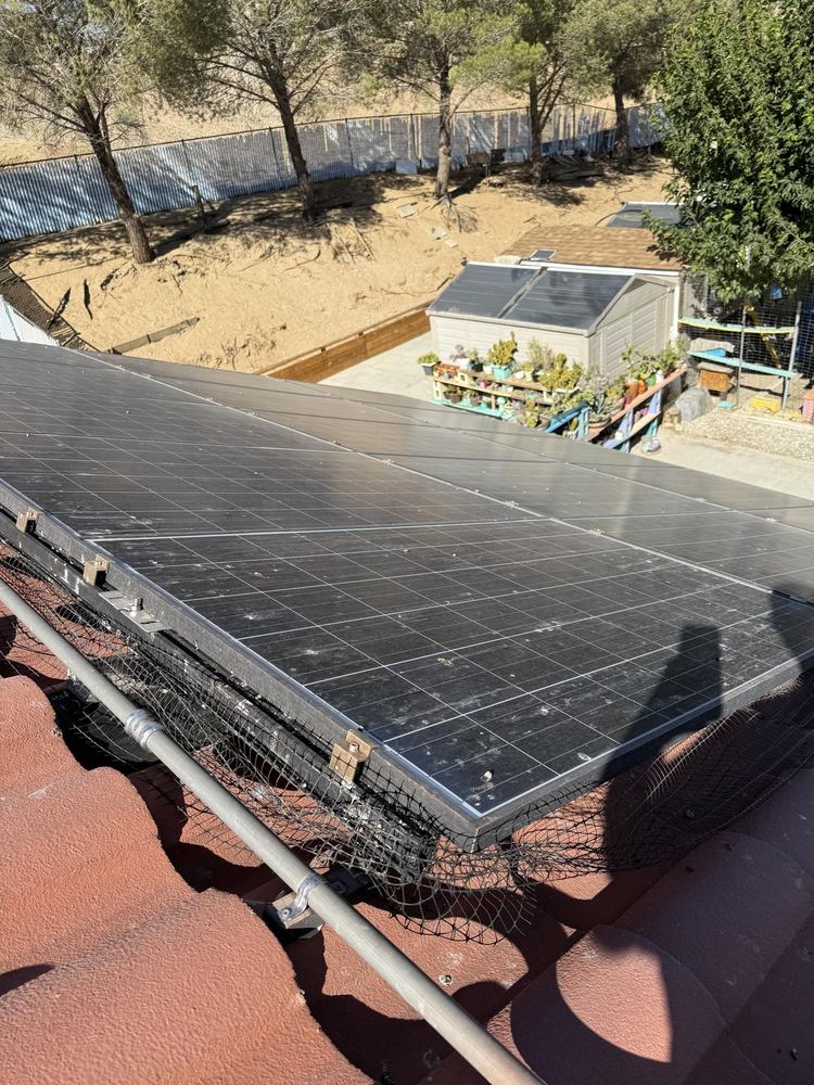 Solar Panel Cleaning job in Oak Hills, California
