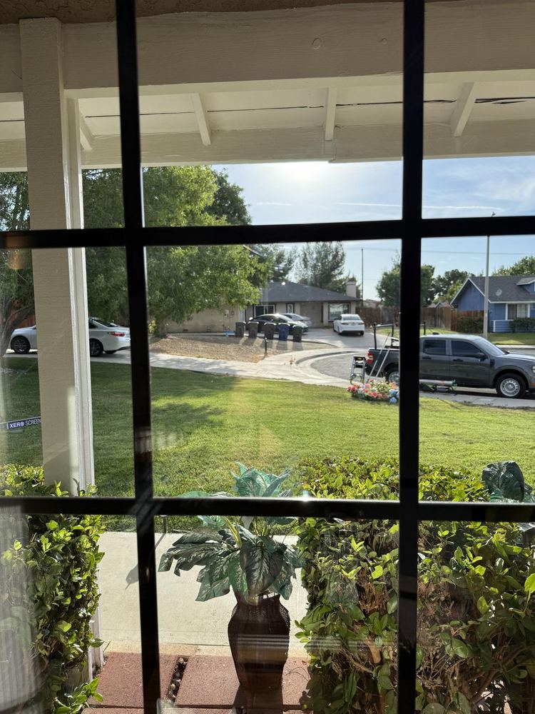 Window Cleaning job in Oak Hills, California