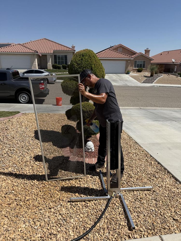 Window Cleaning job in Phelan, California